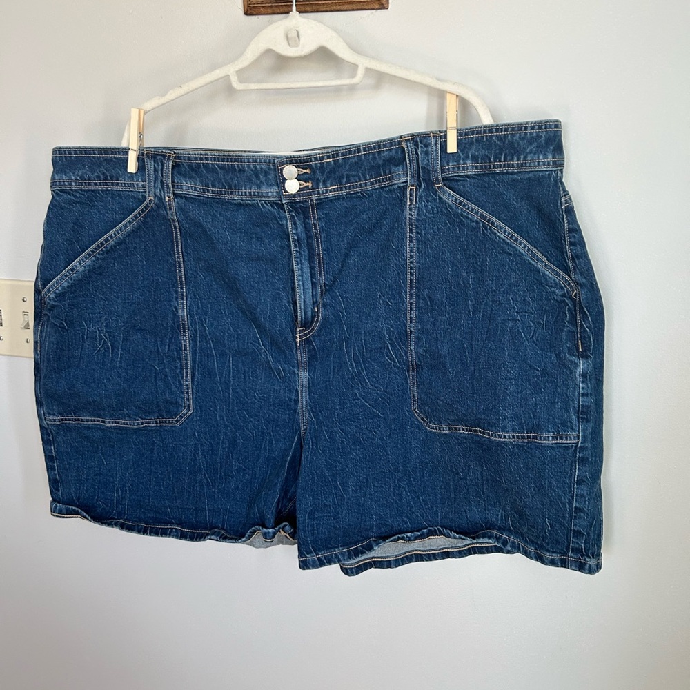 Lane Bryant Denim Blue Women's Shorts, heavy weight, minimal stretch in size 26